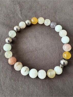 Hand Crafted Pastel Multicolor Stone & Metallic Accent Stretch Bracelet